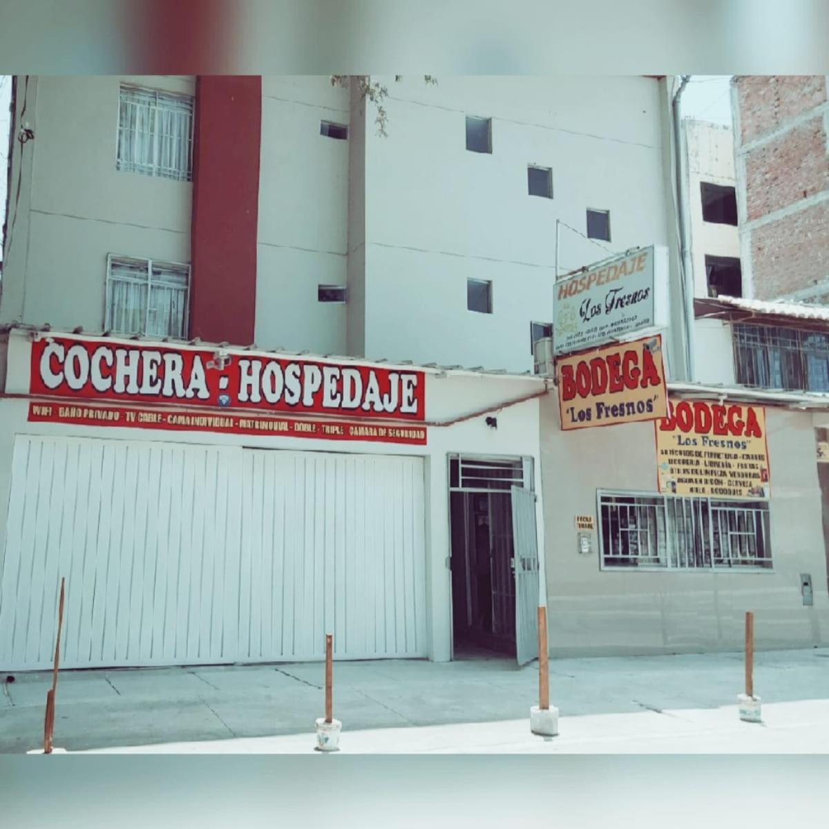 Hospedaje Residencial Los Fresnos - Miraflores Пиура Екстериор снимка
